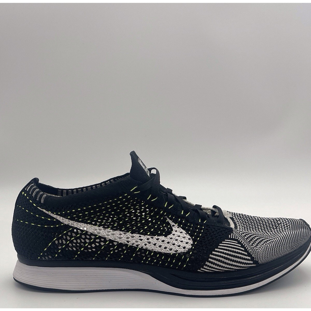 Nike Flyknit Racer Size 13